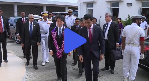 Japanese Defence Minister visits Colombo Port